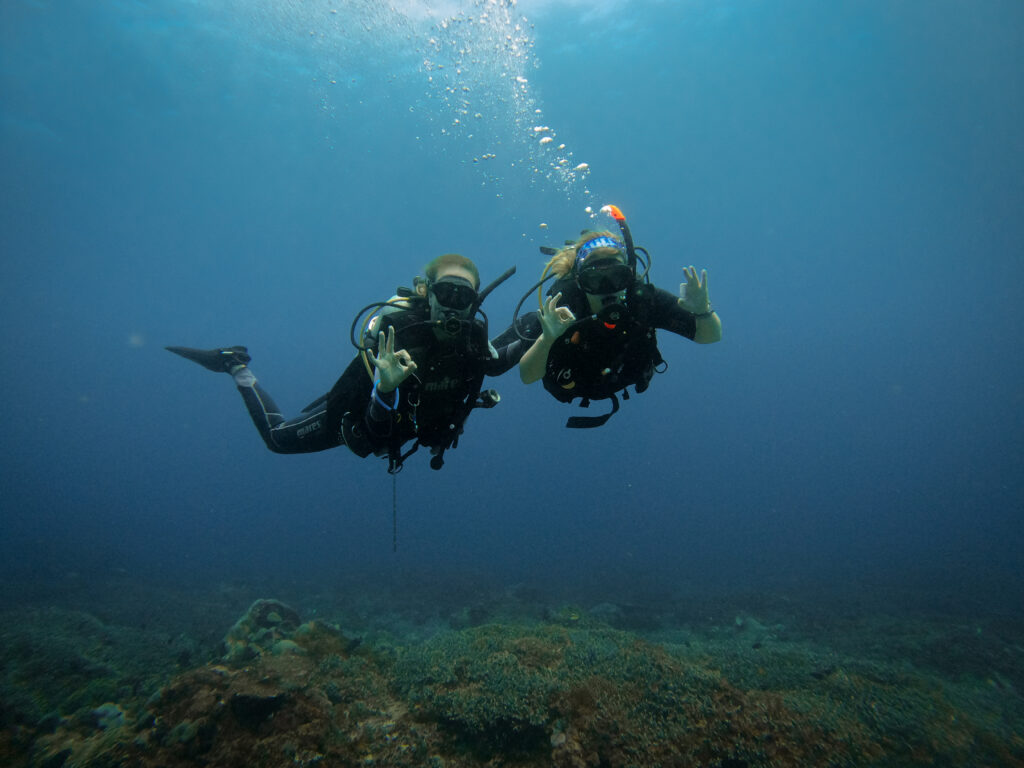 Dive with Ceningan Divers - professionsl guide