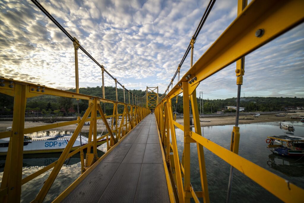 The Yellow Bridge is not just a crossing but a symbol of connection and exploration. Snap a picture on this iconic bridge, and you'll have an Instagram-worthy moment to cherish.